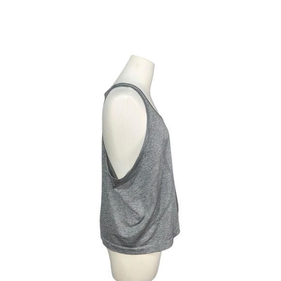 LULULEMON | Swiftly Tech Racerback 2.0 *Race Length
Graphite Grey / Silver Drop - Picture 3 of 7